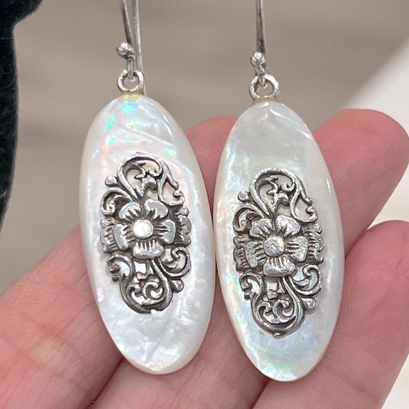 Jewelry - Mother Of Pearl Sterling Silver Dangle Earrings